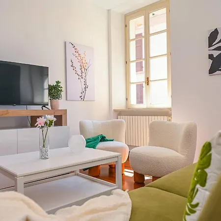 Apartment View Crespi In *