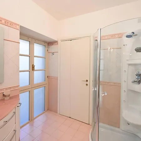 아파트 One Only View In