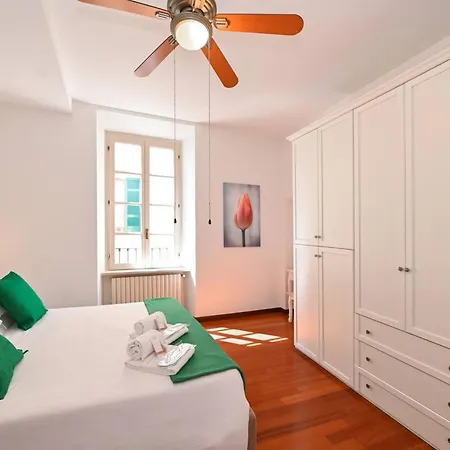 Apartment View Crespi In Como